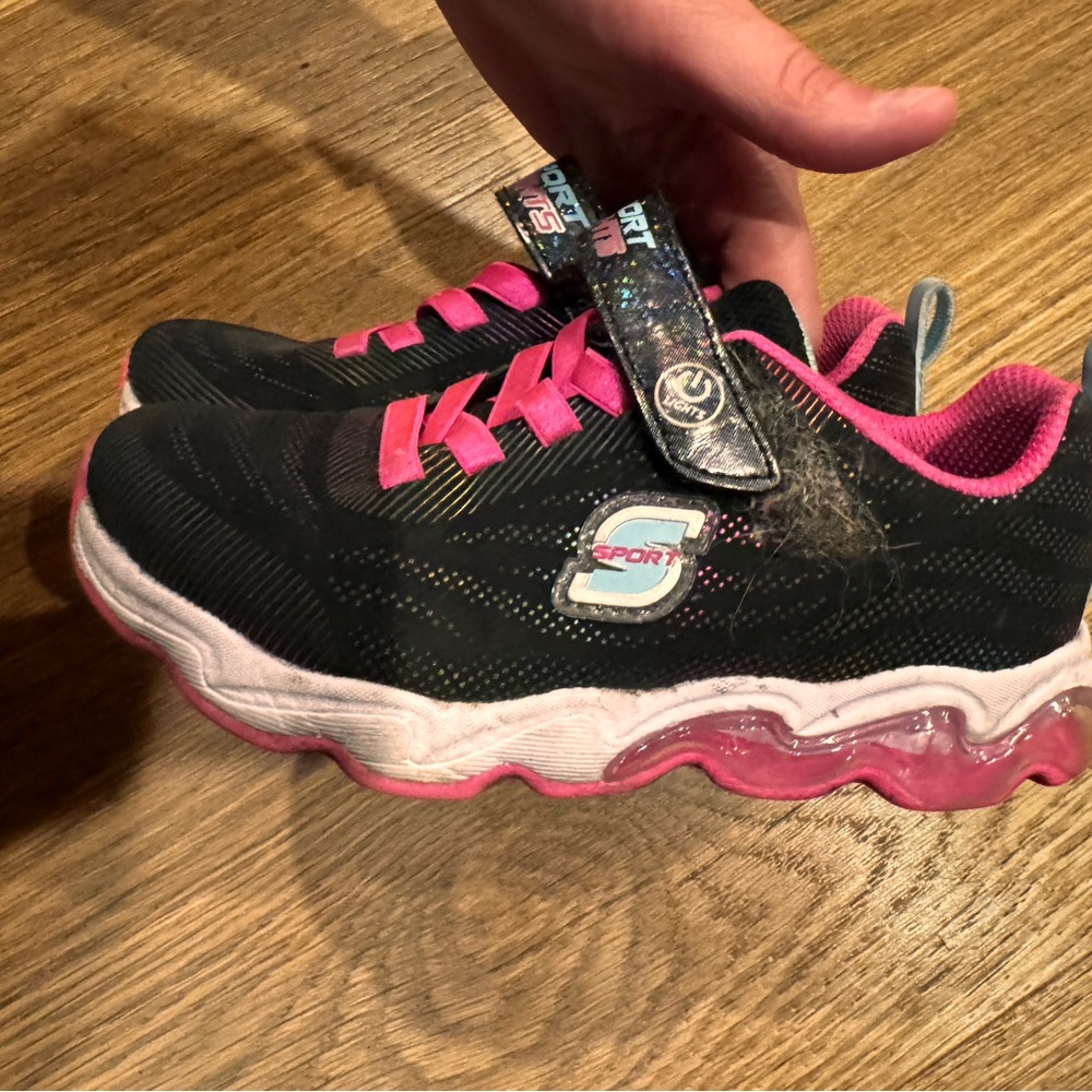 Skechers Kids' Black and Pink velcro size 13 girls Sneakers